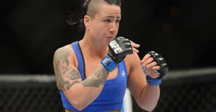 Ashlee EvansSmith fined, suspended nine months for failed UFC 181 drug