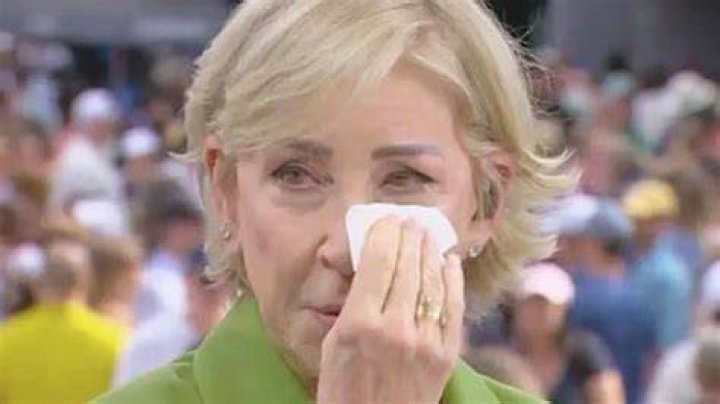 Chris Evert gets very emotional after Elina Svitolina’s Wimbledon shocker